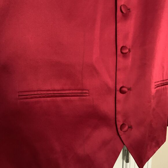 Oleg Cassini Mens Silk Tuxedo Vest Cherry Red Size Small 100% Silk - Picture 6 of 10